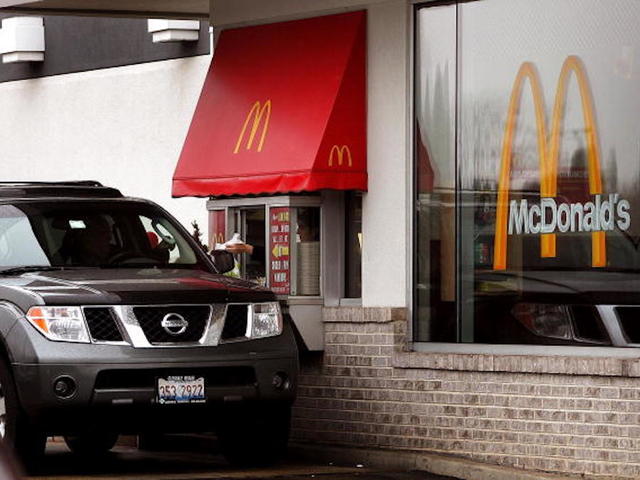 Boy, 8, craves burger, drives dad's van a mile to McDonald's Boy, 8, craves burger, drives dad's van a mile to McDonald's
